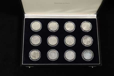 Coffret de la Monnaie de Paris, 12 médailles en 