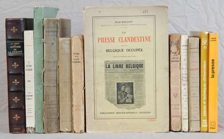 (Presse). CHAMBURE (A. de). À travers la presse. 