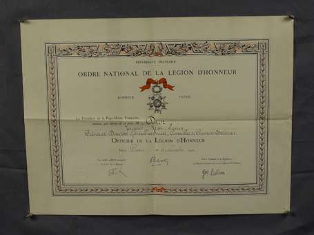 Diplôme de l'ordre de la légion d'honneur décerné 