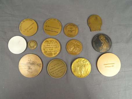 divers - lot d'une douzaine de plaques de bureau ,