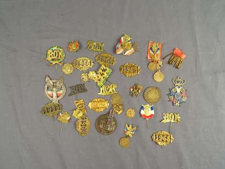 divers - Lot d'insignes 