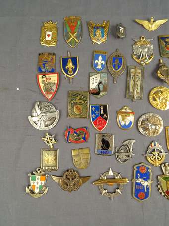 France - toutes armes - Lot d'insignes 