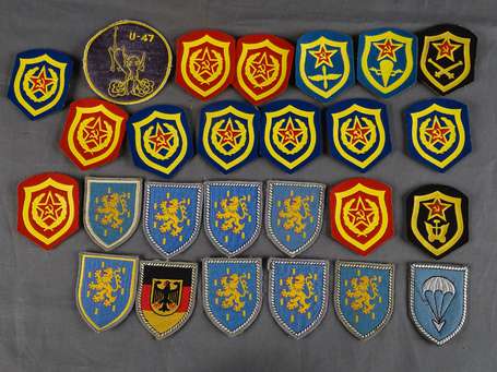 Apres guerre - Lot d'insignes tissus allemands et 