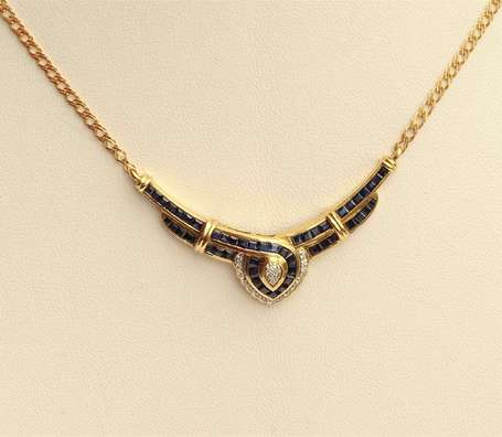 Collier en or jaune 18K (750°/00), le motif 