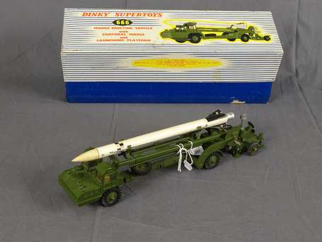 Dinky toys militaire - Corporal missile , très bel