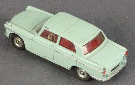 Peugeot 404 berline , bleu turquoise , état 