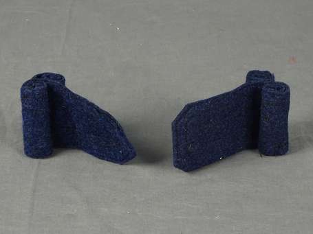 1GM - Paire d'épaulettes grises fer bleuté, 