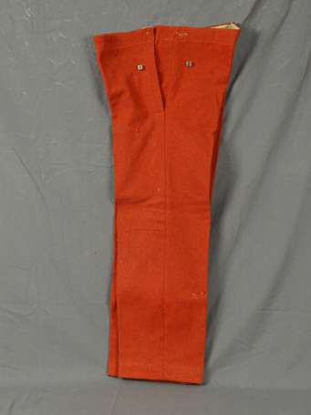 Pantalon garance, enfant de troupe, ouverture sur 