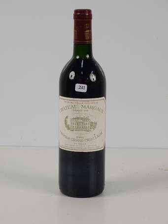 1 Bt Château Margaux, Margaux, 1984 (Niv 7,8 cm du