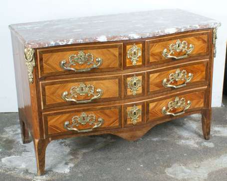 Commode en placage de palissandre et bois de rose,