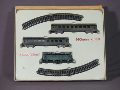 Hornby Ho  - Coffret avec locomotive BB8144 et 2 