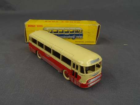 Dinky toys France- Autocar chausson, couleur 