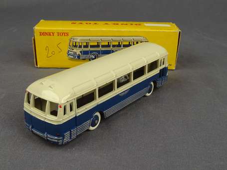 Dinky toys France- Autocar chausson, couleur bleue