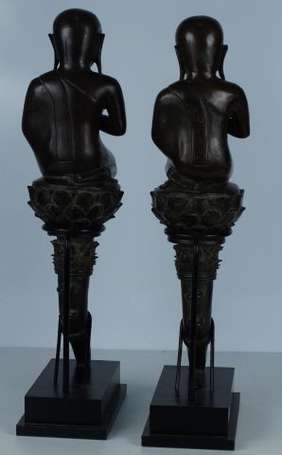 Paire d'adorants en bronze Birmanie Fin XVIIIè 