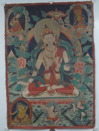 Tangka Sitatapattra figuré alentour de lotus et 