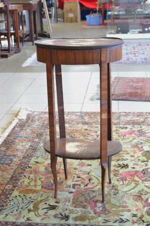 Table rognon en placage de bois rose et bois 