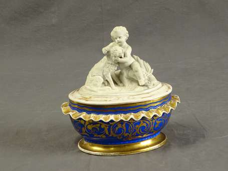 Bonbonnière en porcelaine bleu de four à décor de 