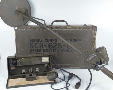 US2GM - Signal Corps  -SCR 625 C - détecteur dans 