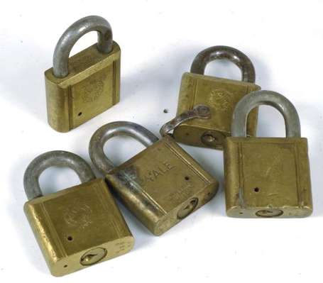 US2 ème guerre, lot de cadenas sans clefs