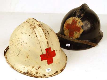 DP - Casque Adrian mod 26 , défense passive ,  2 