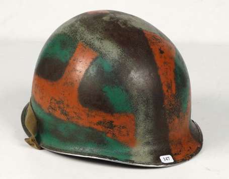 US2GM - Casque M1 , coque camouflée , attaches 