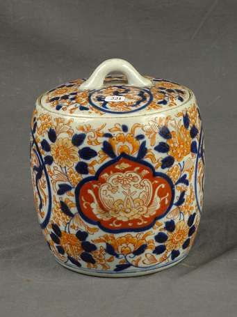 JAPON - Pot à gingembre en porcelaine à décor 