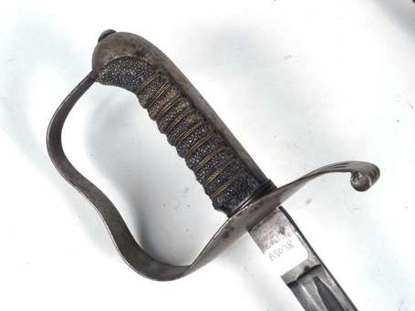 AUT1GM -  lot de 2 sabres dans l'état  sans 