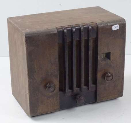 Radio Mildé, poste secteur à 4 lampes Type 193, 