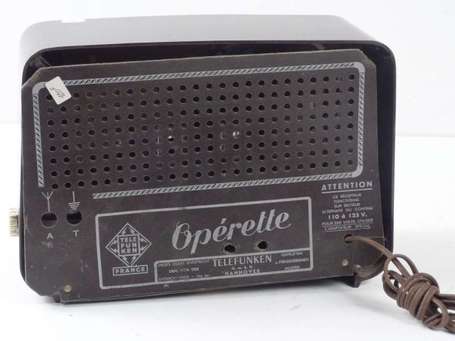 Telefunken, poste secteur Opérette, coffre en 