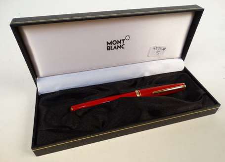 Stylo plume Montblanc modèle Génération laquė 