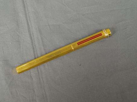 CARTIER - Stylo bille en métal plaqué or modèle 