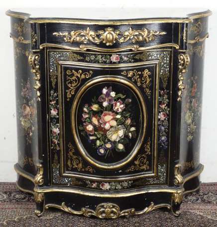 Meuble à hauteur d'appui en bois laqué noir 