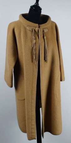 HERMES Boutique Sport - Manteau en lainage beige 