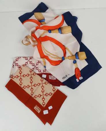 CELINE - 3 foulards carrés en soie vintage à décor