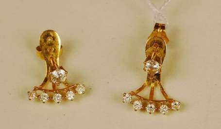 Boucles d'oreilles en or jaune avec strass - Pb: 2