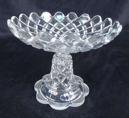 BACCARAT - Coupe sur pied en cristal modèle 