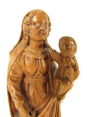 Statuette de Vierge à l'enfant. Bois de buis, 