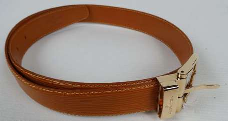 LOUIS VUITTON - Ceinture en cuir épi fauve, boucle