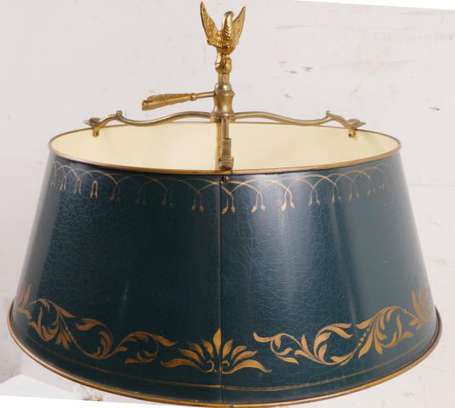 Lampe bouillotte à trois lumières en bronze doré 