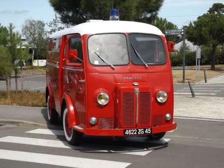 VSAP AMBULANCE Peugeot Année : 1964 DS-074-GP Type