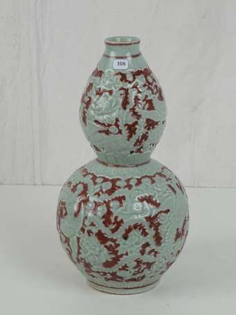 CHINE Vase double gourde en céramique céladon et 