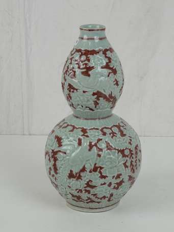 CHINE Vase double gourde en céramique céladon et 