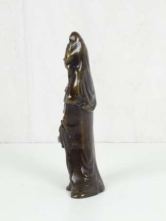 CHINE Guanyin en bronze XXème H. 28 cm
