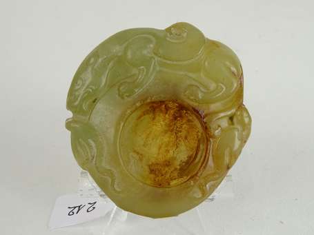 CHINE Peitit récipient en jade pour l'eau H. 5 cm