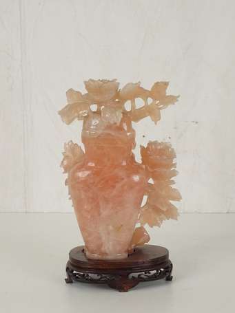 CHINE Vase aux fleurs quartz rose H.25 cm 