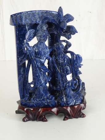 CHINE Guanyins beau sujet en sodalite H. 20 cm