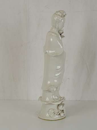 CHINE QING Guanyin en porcelaine blanche H. 69 cm 