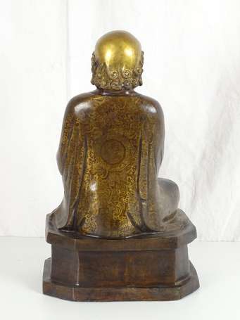 CHINE Luohan Sujet en bronze, marque apocryphe de 