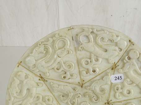 CHINE Disque articulé en népouite D. 23,5 cm
