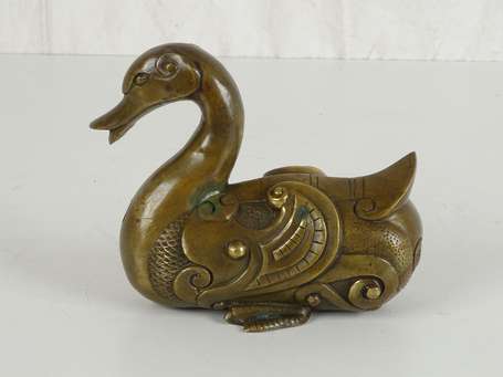 CHINE Canard en bronze marque apocryphe QIANLONG 